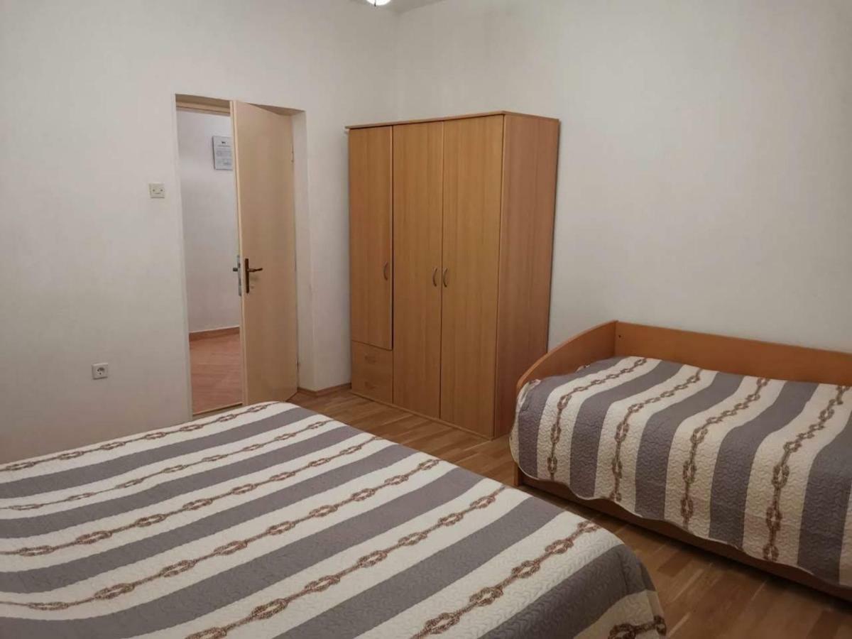 Apartmani Spomenka Seline Exteriör bild