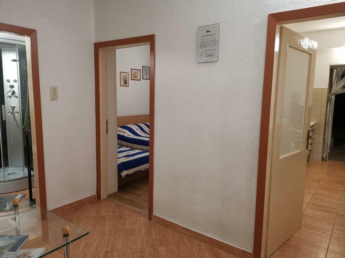 Apartmani Spomenka Seline Exteriör bild